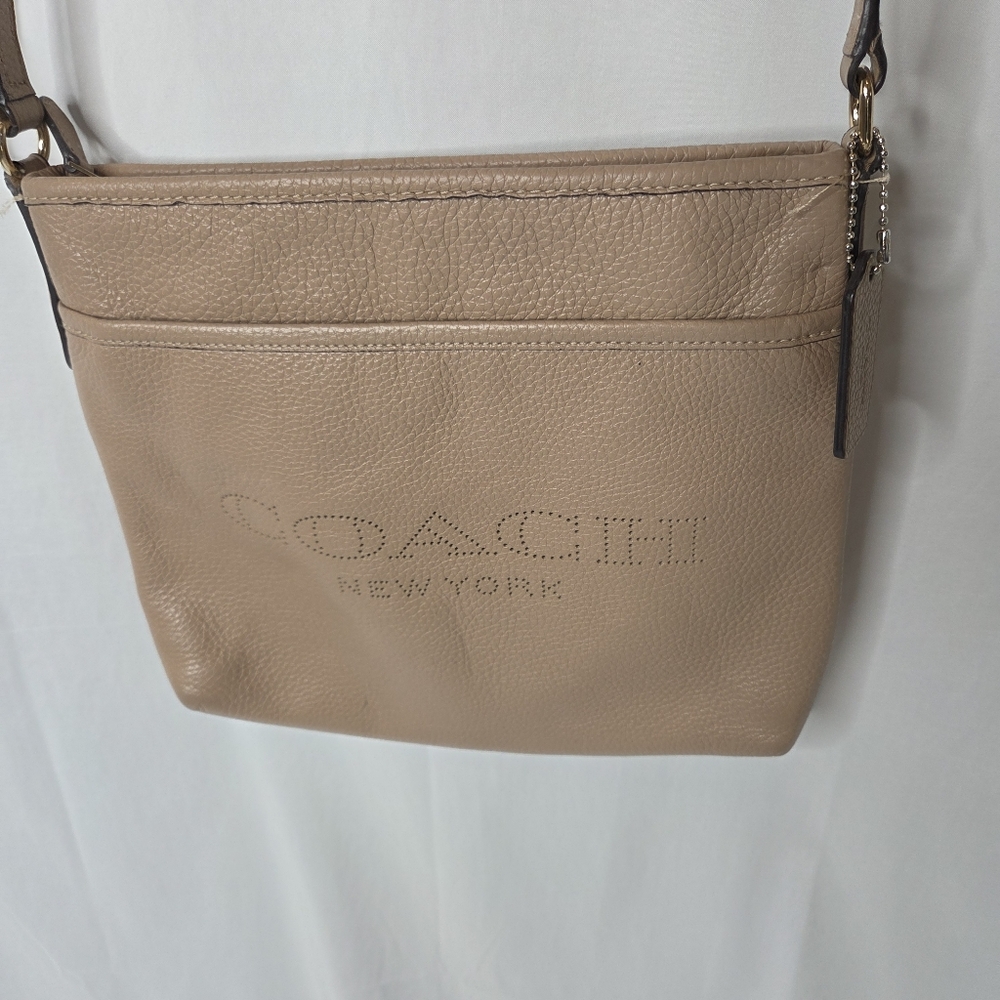 Coach File Beige Leather Crossbody Bag Logo - Picture 3 of 15